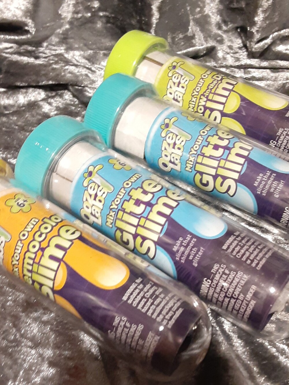 4x SLIME Kits Mix Your Own Ooze Labs - Glow In The Dark - Glitter - Thermocolor